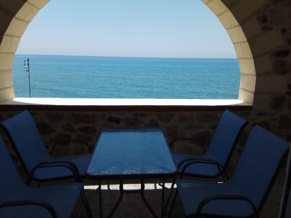 Zea Waves Apartments Kastri  Extérieur photo